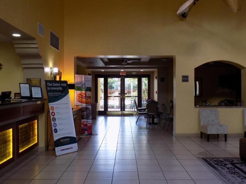 Boca Suites Deerfield Beach; Surestay Collection By BW Exterior foto